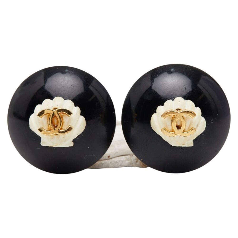 CHANEL Vintage Black Logo Earrings - Picture 2 of 6